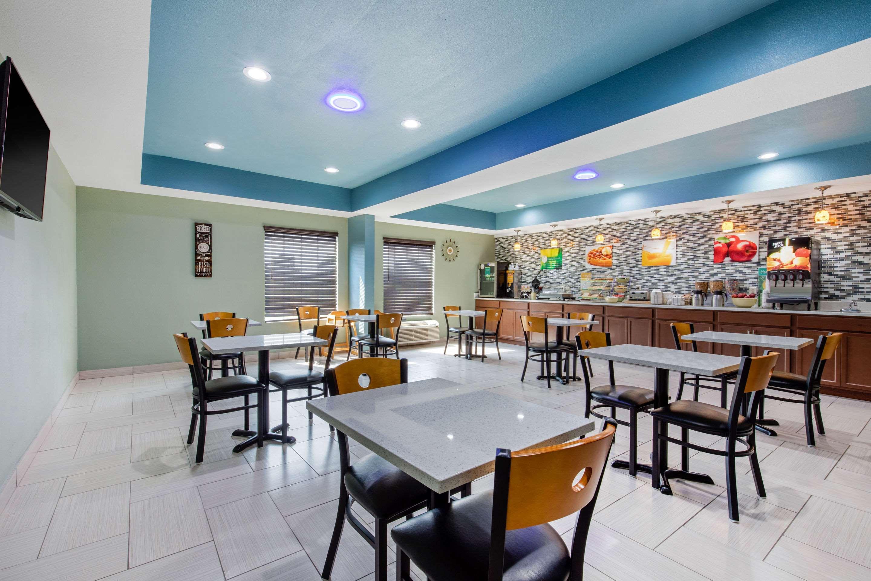品质酒店 Cadiz 外观 照片